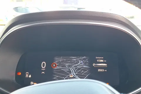 HV74LMK Renault Clio 1.0 TCe 90 Esprit Alpine 5dr Thumbnail #12