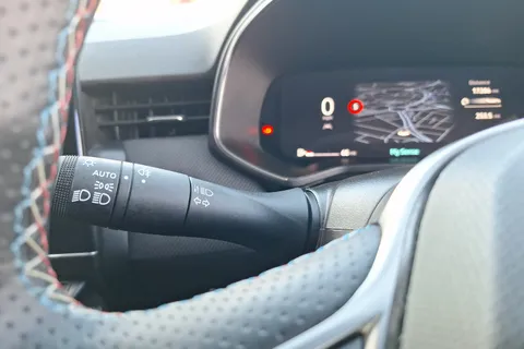 HV74LMK Renault Clio 1.0 TCe 90 Esprit Alpine 5dr Thumbnail #17