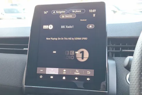 HV74LMK Renault Clio 1.0 TCe 90 Esprit Alpine 5dr Thumbnail #22