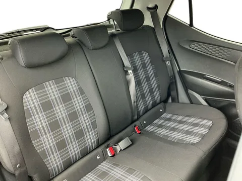 ET24TVD Hyundai i10 1.0 [63] Premium 5dr Auto [Nav] Thumbnail #16