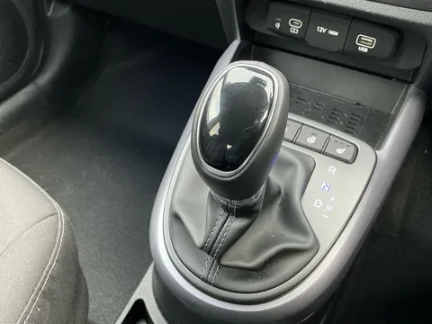 ET24TVD Hyundai i10 1.0 [63] Premium 5dr Auto [Nav] Thumbnail #19