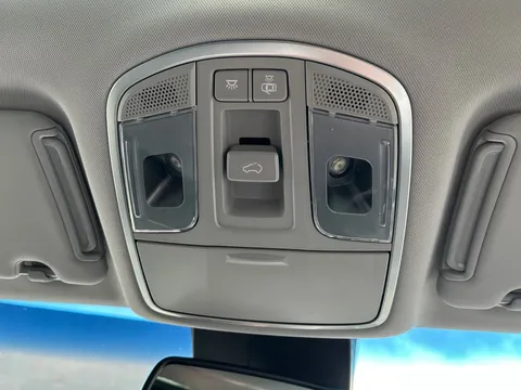 DG19LRN Hyundai Tucson 1.6 CRDi 136 Premium SE 5dr 2WD Thumbnail #31