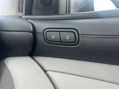 LG74MWM Hyundai Tucson 1.6T Hybrid Ultimate 5dr Auto Thumbnail #30