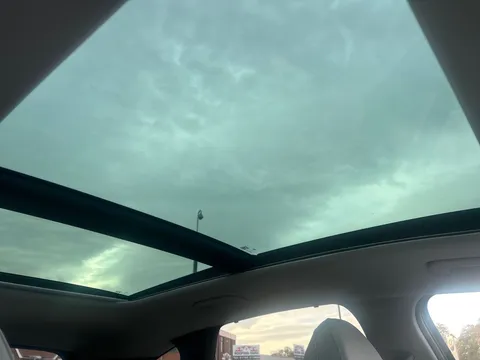 LG74MWM Hyundai Tucson 1.6T Hybrid Ultimate 5dr Auto Thumbnail #19