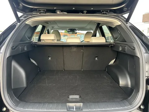 LG74MWM Hyundai Tucson 1.6T Hybrid Ultimate 5dr Auto Thumbnail #40