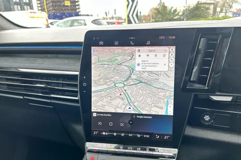 BN73ZKG Renault Austral E-Tech FHEV Iconic Esprit Alpine 5dr Auto 4C Thumbnail #19