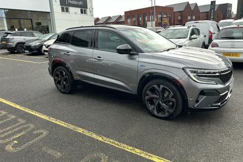 BN73ZKG Renault Austral E-Tech FHEV Iconic Esprit Alpine 5dr Auto 4C Thumbnail #38