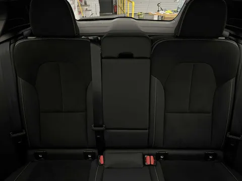 DY24XJB Volvo XC40 300kW Recharge Twin Ultimate 82kWh 5dr AWD Auto Thumbnail #17