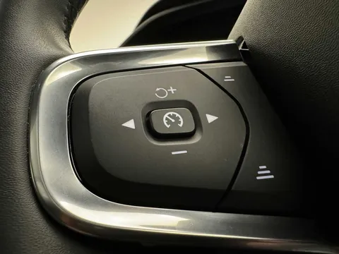 DY24XJB Volvo XC40 300kW Recharge Twin Ultimate 82kWh 5dr AWD Auto Thumbnail #21