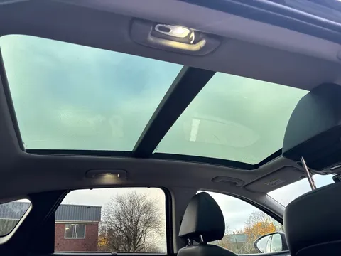 MW22DFL Hyundai Tucson 1.6 TGDi Hybrid 230 Ultimate 5dr 2WD Auto Thumbnail #26