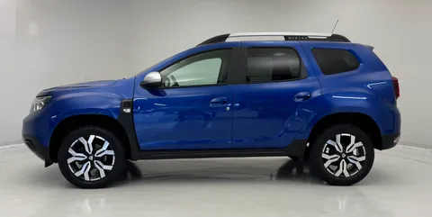 DY22ALO Dacia Duster 1.3 TCe 130 Prestige 5dr Thumbnail #4