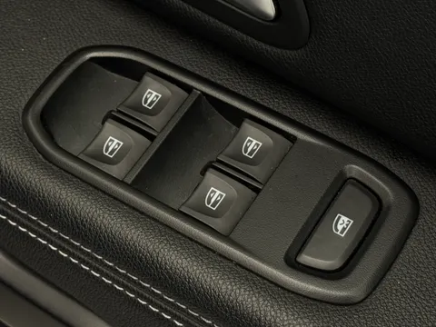 DY22ALO Dacia Duster 1.3 TCe 130 Prestige 5dr Thumbnail #20