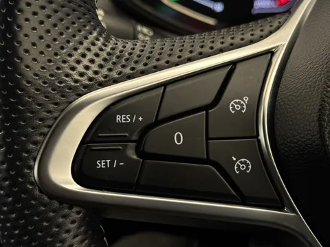 DP72GZO Renault Clio 1.0 TCe 90 RS Line 5dr Thumbnail #19