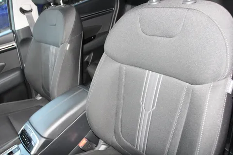 DA23KRN Hyundai Tucson 1.6 TGDi 48V MHD Premium 5dr 2WD DCT Thumbnail #12