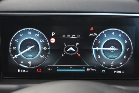 DA23KRN Hyundai Tucson 1.6 TGDi 48V MHD Premium 5dr 2WD DCT Thumbnail #22