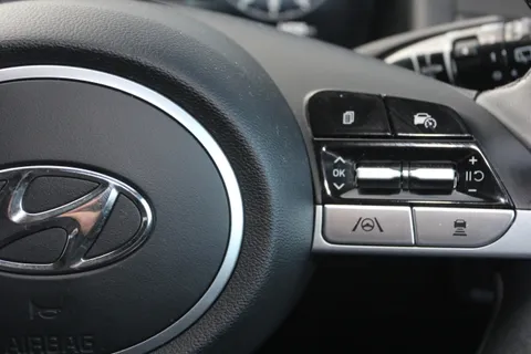 DA23KRN Hyundai Tucson 1.6 TGDi 48V MHD Premium 5dr 2WD DCT Thumbnail #24