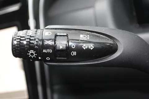 DE72WYX Hyundai Tucson 1.6 TGDi Premium 5dr 2WD Thumbnail #21