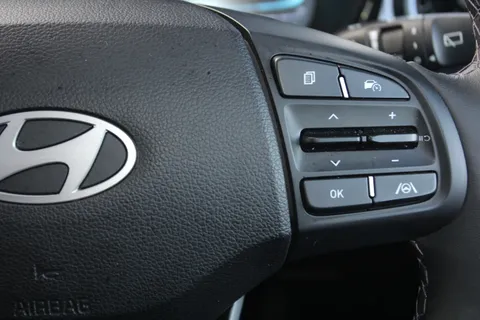 ET24TTU Hyundai i10 1.0 [63] Premium 5dr Auto [Nav] Thumbnail #20