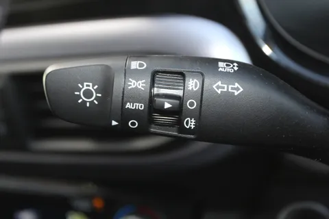 ET24TTU Hyundai i10 1.0 [63] Premium 5dr Auto [Nav] Thumbnail #21