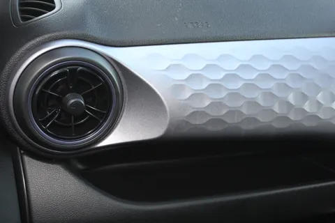 ET24TUW Hyundai i10 1.0 [63] Premium 5dr Auto [Nav] Thumbnail #10