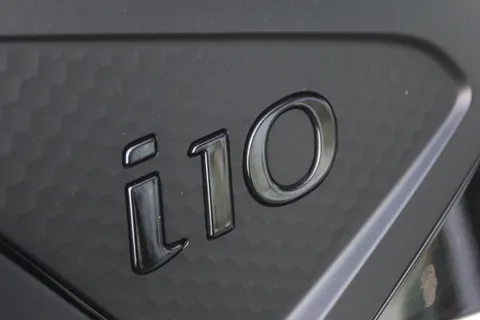 ET24TUW Hyundai i10 1.0 [63] Premium 5dr Auto [Nav] Thumbnail #13