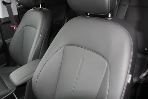 MJ75NKX Hyundai Kona 1.6 Hybrid 129 Ultimate 5dr DCT Thumbnail #9