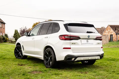BA72EVJ BMW X5 xDrive40d MHT M Sport 5dr Auto Thumbnail #2