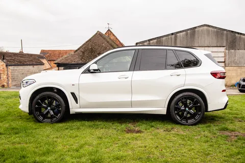 BA72EVJ BMW X5 xDrive40d MHT M Sport 5dr Auto Thumbnail #4
