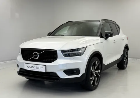 YK70JRE Volvo XC40 2.0 B4P R DESIGN Pro 5dr Auto Thumbnail #6