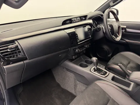 MX72KGK Toyota Hilux 4Wd Thumbnail #14