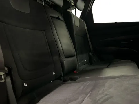 DV75ZGC Hyundai Tucson 1.6T Hybrid N Line S 5dr Auto Thumbnail #10