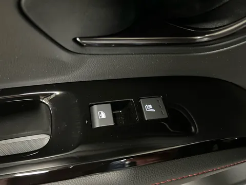 DV75ZGC Hyundai Tucson 1.6T Hybrid N Line S 5dr Auto Thumbnail #33