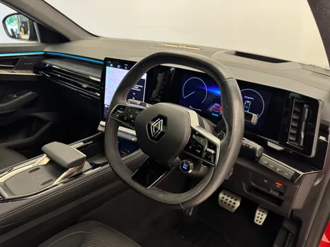 DV74WHH Renault Austral E-Tech FHEV Iconic Esprit Alpine 5dr Auto 4C Thumbnail #19