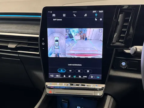 DV74WHH Renault Austral E-Tech FHEV Iconic Esprit Alpine 5dr Auto 4C Thumbnail #29