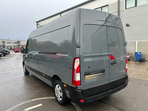 DN24UNB Renault Master LM35 Blue dCi 135 Advance Medium Roof Van Thumbnail #3