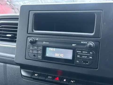 DN24UNB Renault Master LM35 Blue dCi 135 Advance Medium Roof Van Thumbnail #11