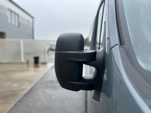 DN24UNB Renault Master LM35 Blue dCi 135 Advance Medium Roof Van Thumbnail #15