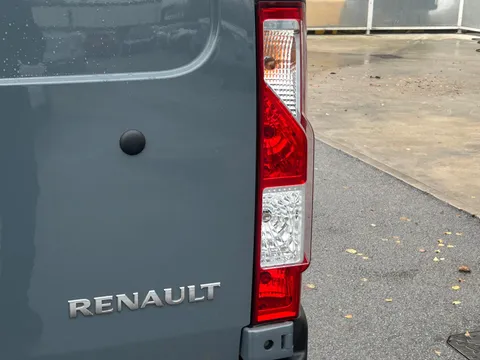 DN24UNB Renault Master LM35 Blue dCi 135 Advance Medium Roof Van Thumbnail #20