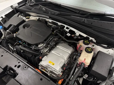 DN25CXM Mg Motor Uk Zs 1.5 Hybrid+ Trophy 5dr Auto Thumbnail #29