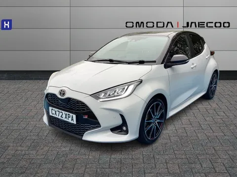 DA72KTE Toyota C-HR 1.8 Hybrid Design 5dr CVT Thumbnail #5