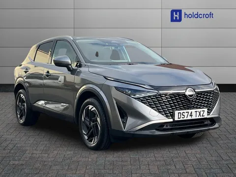 DS74TXZ Nissan Qashqai 1.3 DiG-T MH 158 N-Connecta 5dr Xtronic Thumbnail #2