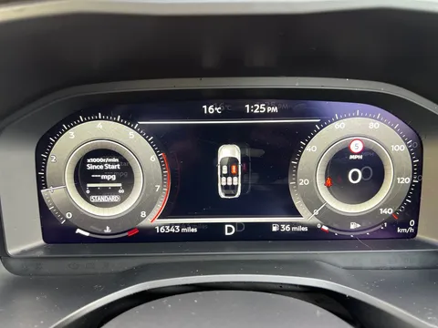 DS74TXZ Nissan Qashqai 1.3 DiG-T MH 158 N-Connecta 5dr Xtronic Thumbnail #14