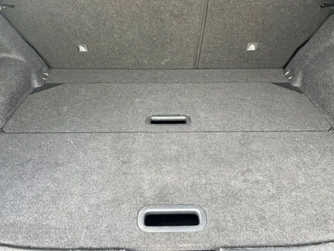 DS74TXZ Nissan Qashqai 1.3 DiG-T MH 158 N-Connecta 5dr Xtronic Thumbnail #20