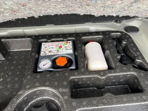 DS74TXZ Nissan Qashqai 1.3 DiG-T MH 158 N-Connecta 5dr Xtronic Thumbnail #21