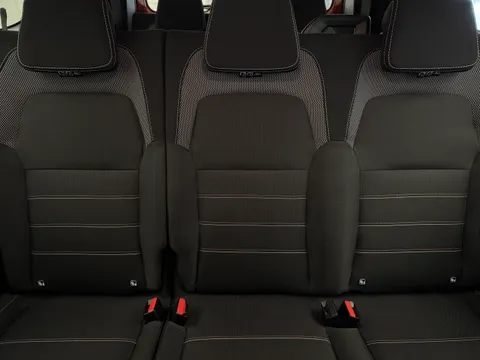 DN72HGO Dacia Jogger 1.0 TCe Extreme SE 5dr Thumbnail #12