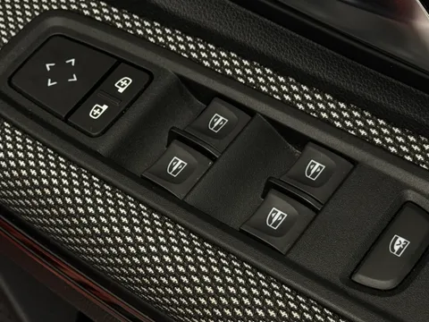 DN72HGO Dacia Jogger 1.0 TCe Extreme SE 5dr Thumbnail #30