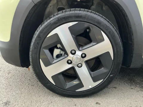 DS25HTT Hyundai Inster 85kW 02 49kWh 5dr Auto Thumbnail #11