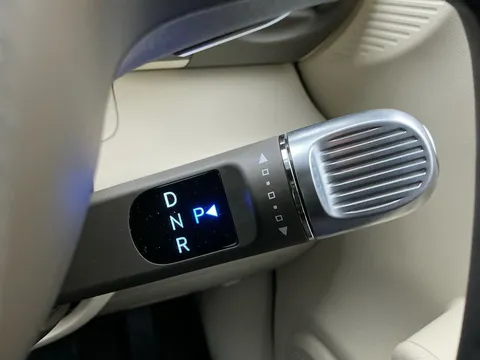 DS25HTT Hyundai Inster 85kW 02 49kWh 5dr Auto Thumbnail #17