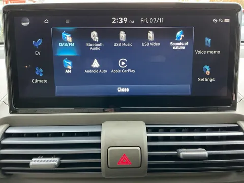 DS25HTT Hyundai Inster 85kW 02 49kWh 5dr Auto Thumbnail #23