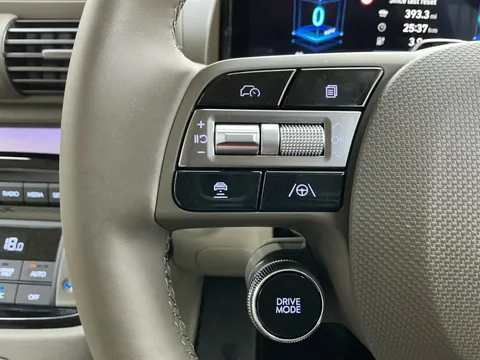 DS25HTT Hyundai Inster 85kW 02 49kWh 5dr Auto Thumbnail #26